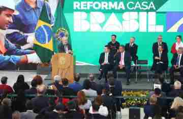  Lula lança programa de reforma de casas e defende ação para invisíveis 